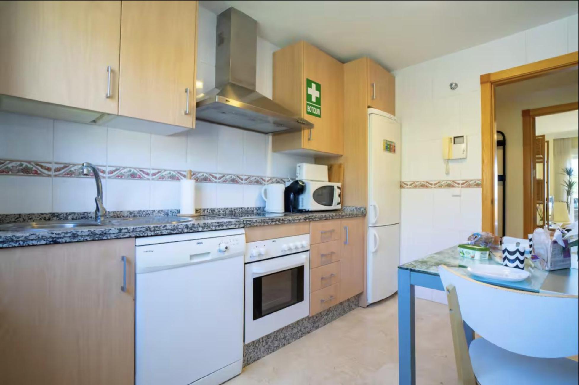Cyv Nice Apartment W A Pool Close To The Beach בנאלמדנה מראה חיצוני תמונה